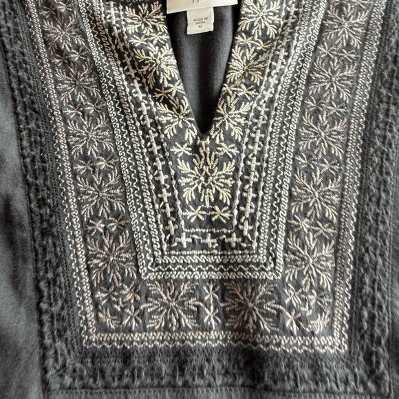 J. Jill Gray Embroidered Long-Sleeve Tee- size medium - Picture 3 of 4